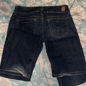 GUESS JEANS!! Boot cut.